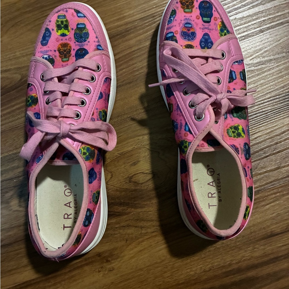 Traq by Alegria Pink Sneakers with Playful Design